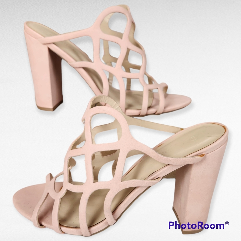 Wild Diva Lounge Pink Strappy Summer Heels size 9